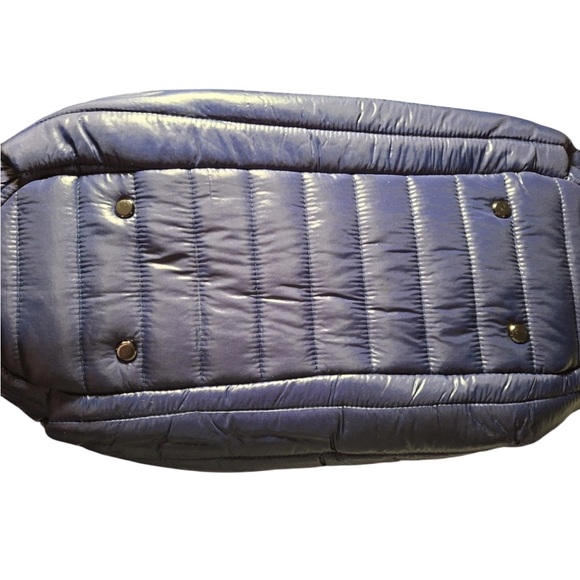 Think Royln Navy Quilted Handbag Tote with extra straps NWT - Picture 3 of 3